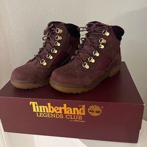 Timberland burgundy boots. Size 4, worn twice, comes with the box.